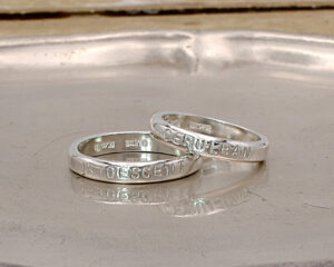 ラウンドリング文字入り